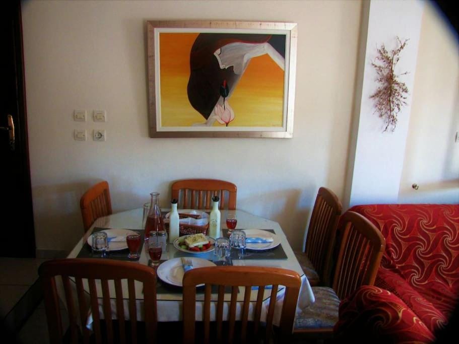 Living room, Dining area