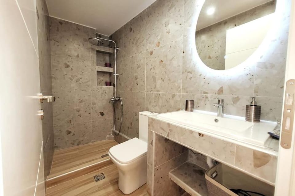 Acropolis Thisio Apartment 2 bedrooms 2 bathrooms Apartment in Athens