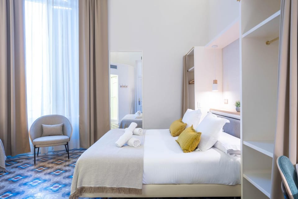 Bed, Photo of the whole room