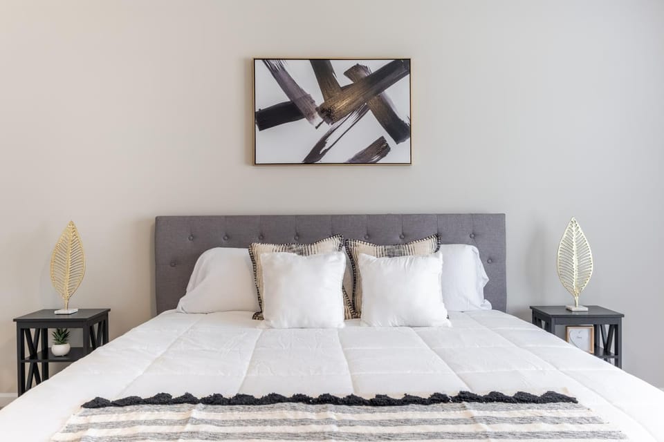 Bed, Decorative detail, Bedroom