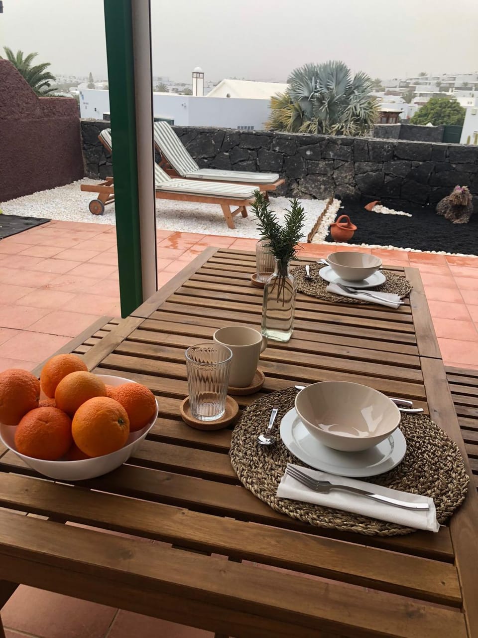 View (from property/room), Balcony/Terrace, Dining area