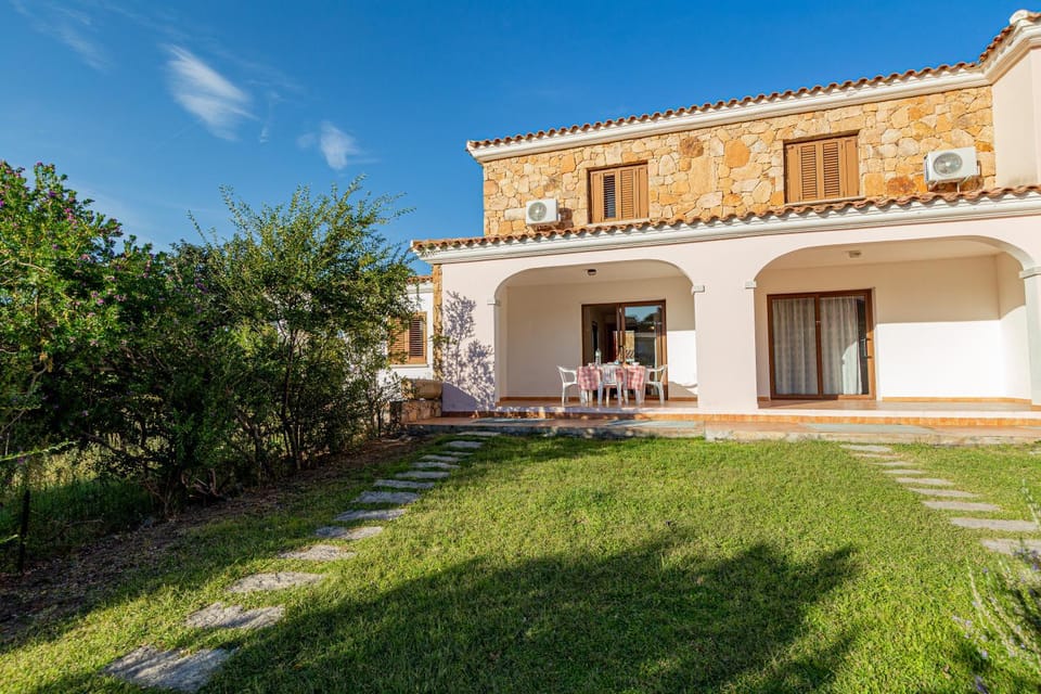 Property building, Garden