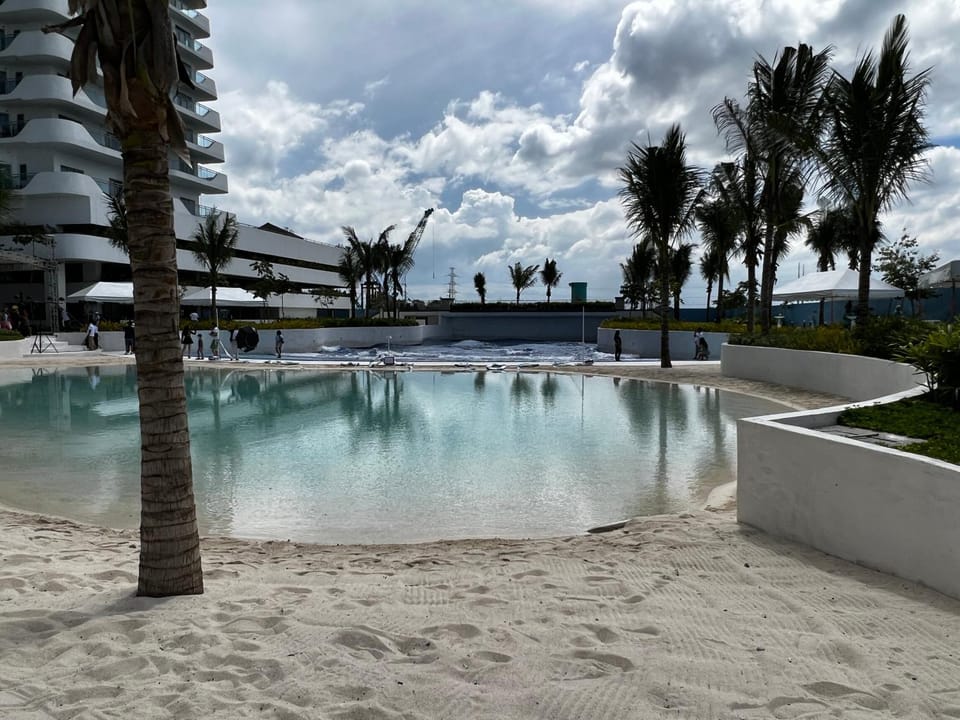 Swimming pool