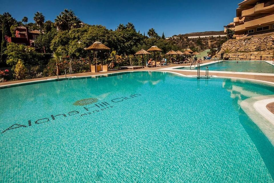 Stunning 2 Bedroom Apartment in Aloha Hill Club Apartment in Marbella