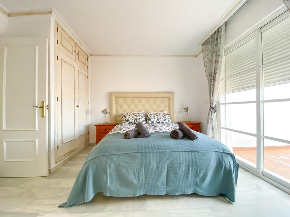 Bed, Bedroom, wardrobe