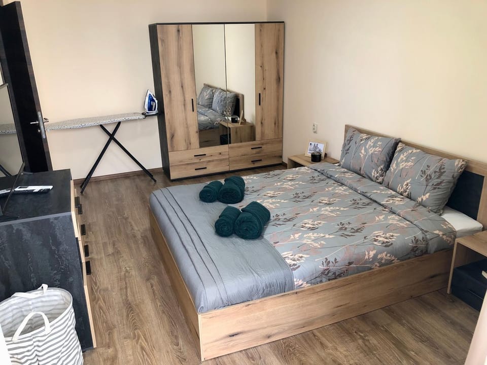 Luxury apartment 1 Free Underground Secure Parking Apartment in Pazardzhik