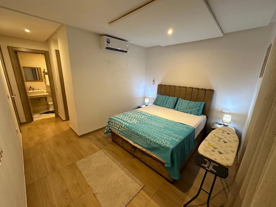 Bathroom, Bedroom