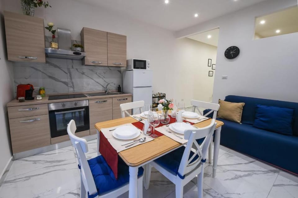 ROSAROLL 57 Apartment in Naples
