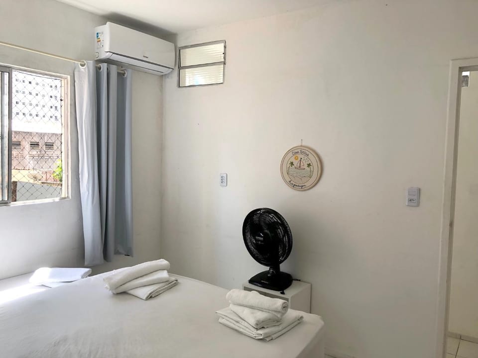 Bed, Photo of the whole room, Bedroom, towels, air conditioner