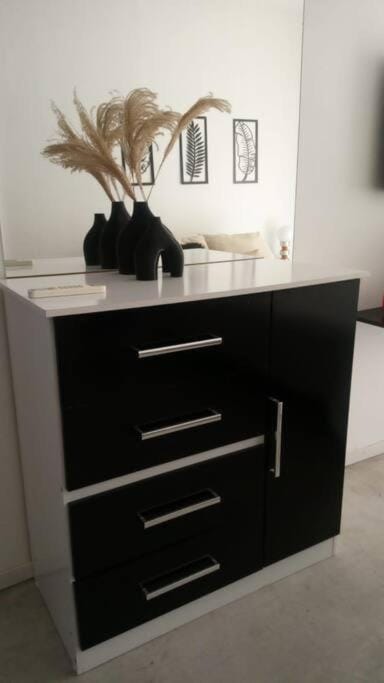 hair dresser, wardrobe