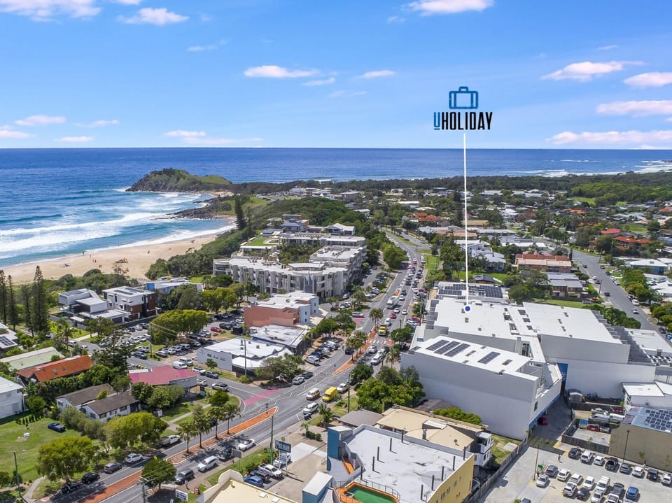 Property building, Bird's eye view, Location