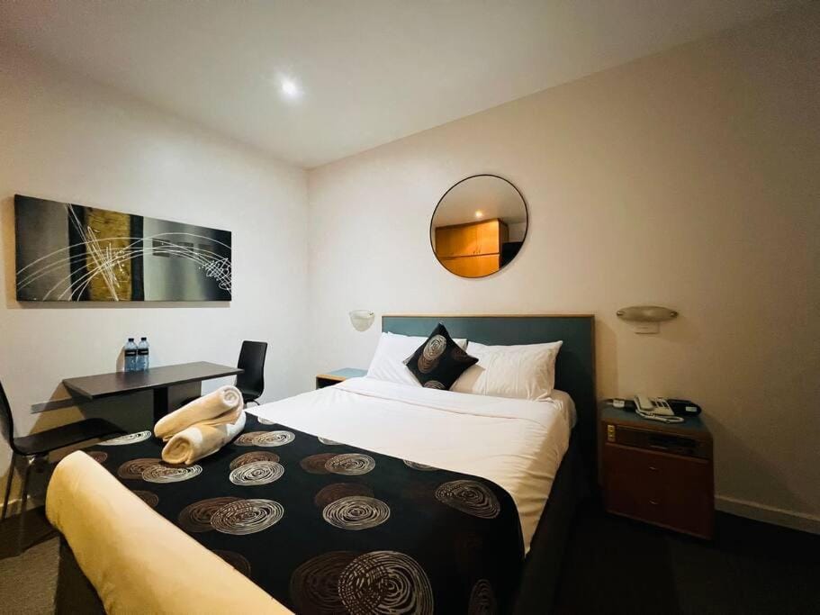 city ex hotel ensuite room in city 408 Apartment in Adelaide