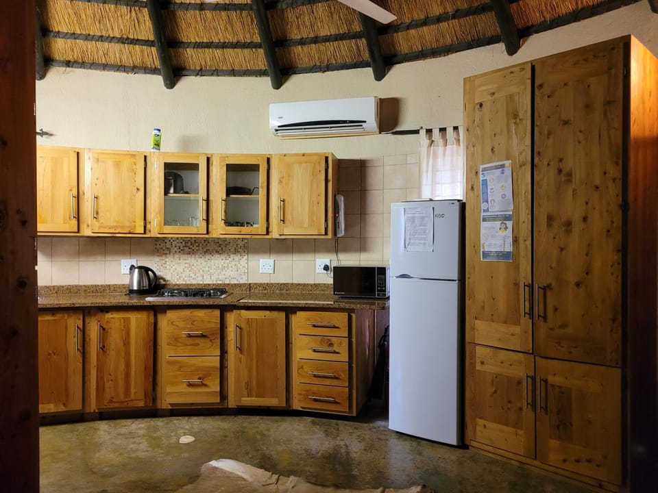 Hardekool Home Marloth Park House in South Africa