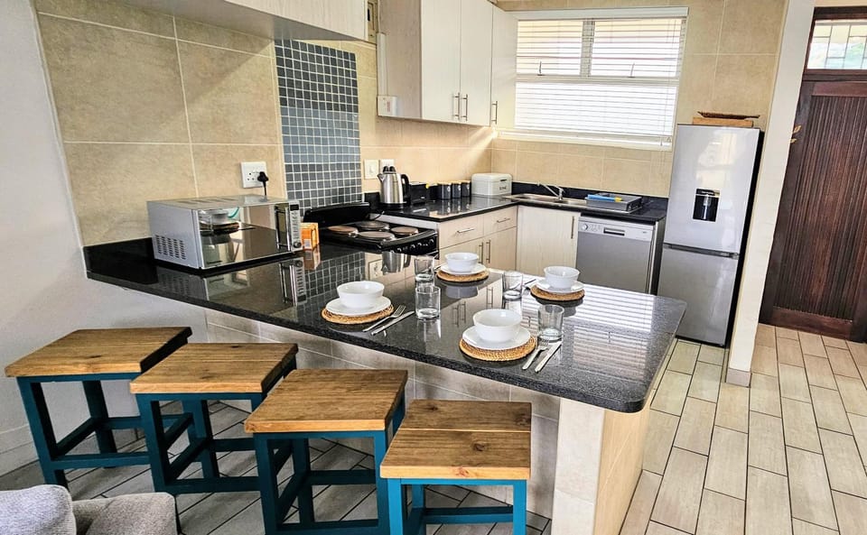 Dining area, dishwasher, minibar, pet friendly, stove