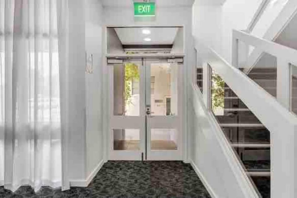 studio 247 gouger in the city ex hotel room 436 Apartment in Adelaide