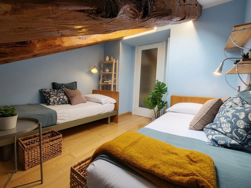 Bed, Bedroom