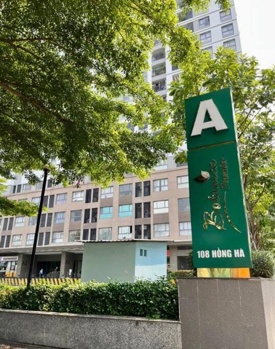 Botanica Premier - Near Airport 5 Minutes - Nice Apartment in Ho Chi Minh City