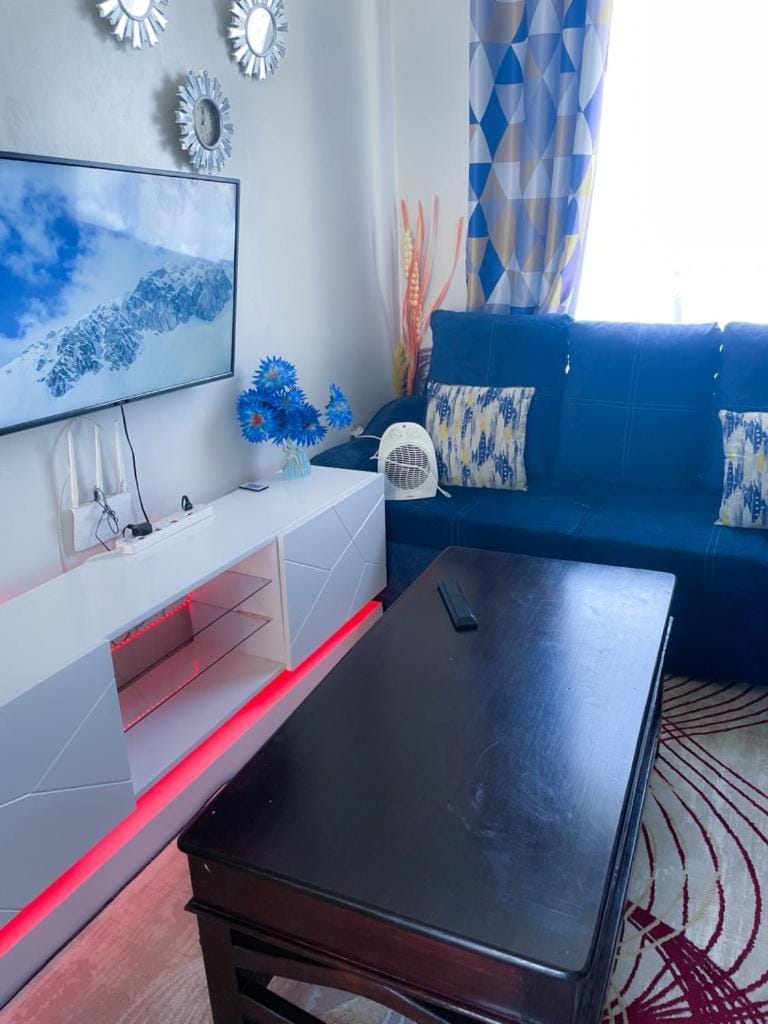 one bedroom airbnb with swimmingpool, kiambu road Apartment in Nairobi