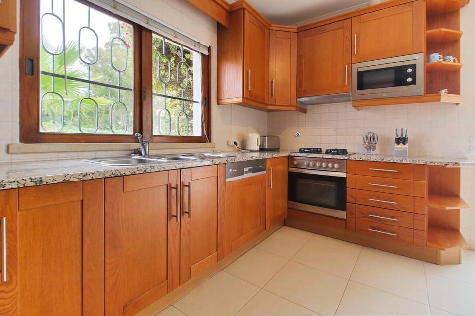 Kitchen or kitchenette, dishwasher, minibar, pet friendly, stove, toaster, kitchen, kitchen