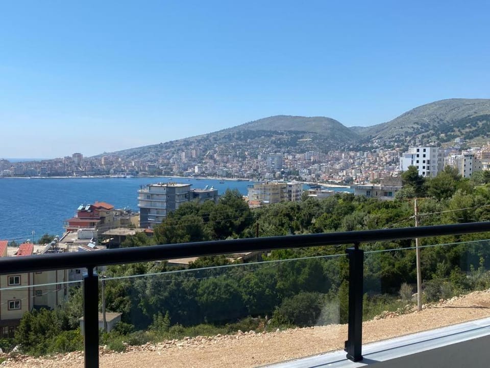 Sunnyholidays Apartment in Sarandë