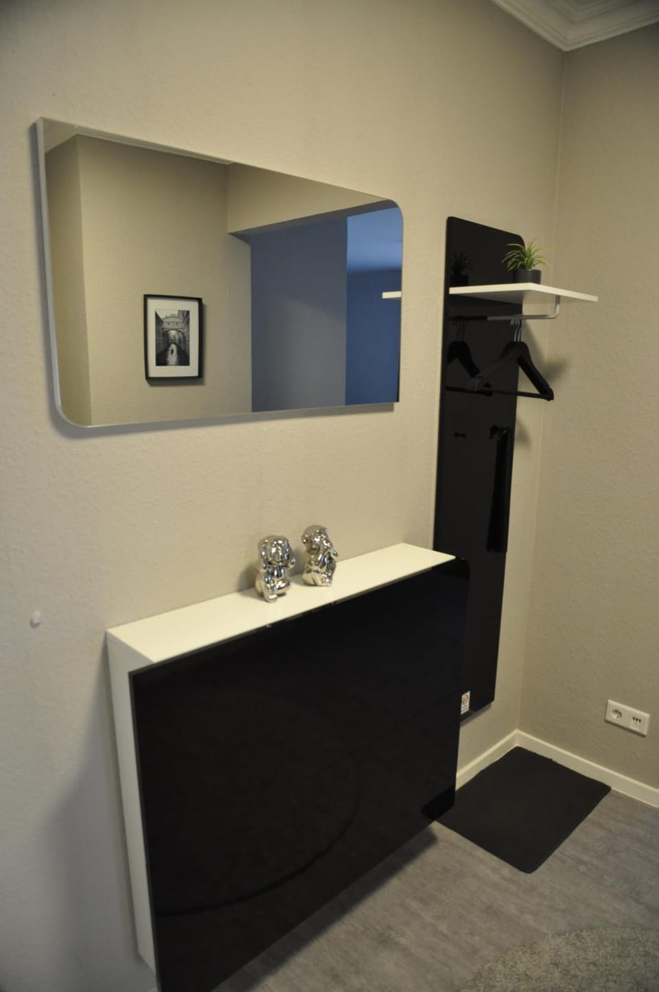Kurstadt Apartment Moderne 2 Zimmer -Balkon-Parkplatz-Flexibler Check-in 24h Apartment in Hesse