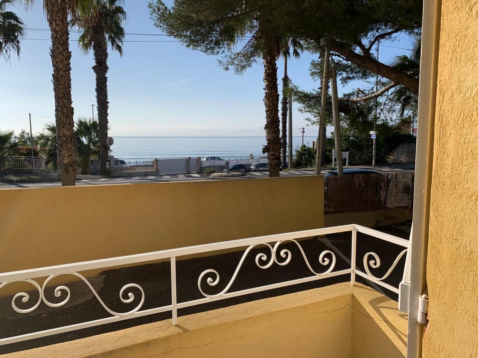 View (from property/room), Balcony/Terrace