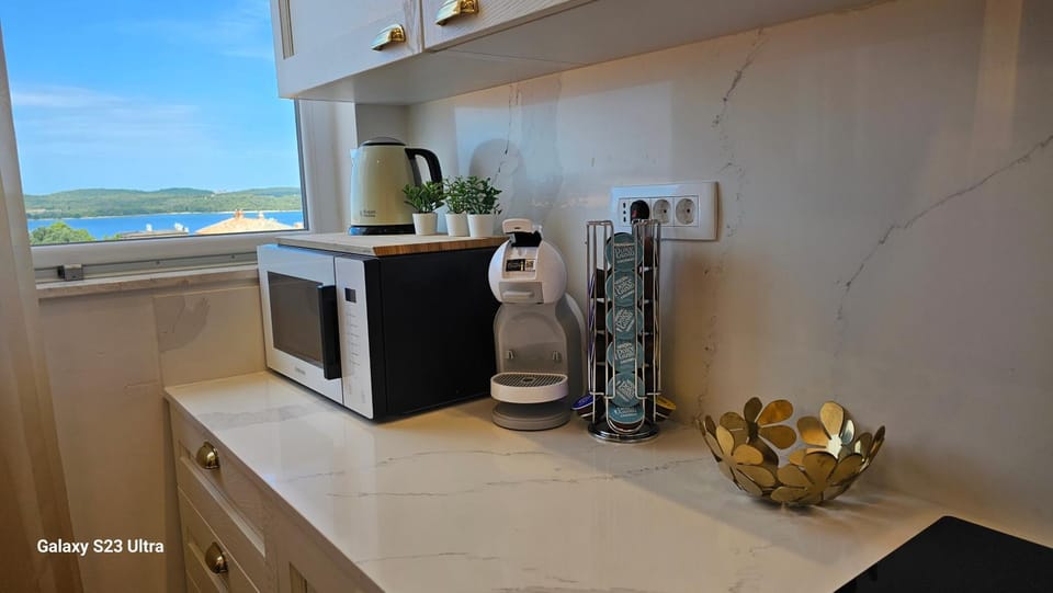 ARENA Sunset, Sea Coloseum View, 2 Rooms free Parking Apartment in Pula