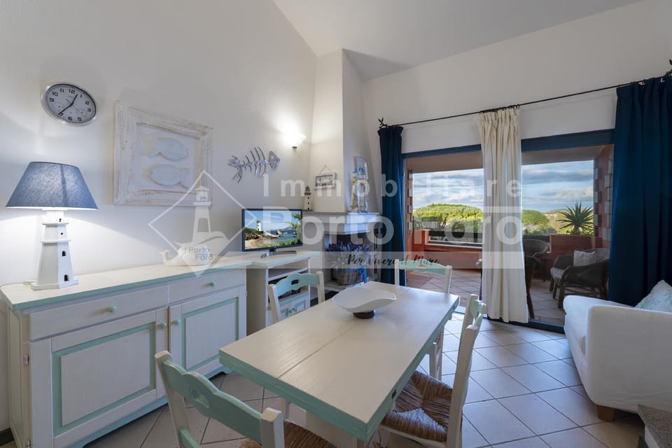 22 BAIA DEL FARO - Trilocale con terrazza abitabile vista mare Villa in Palau