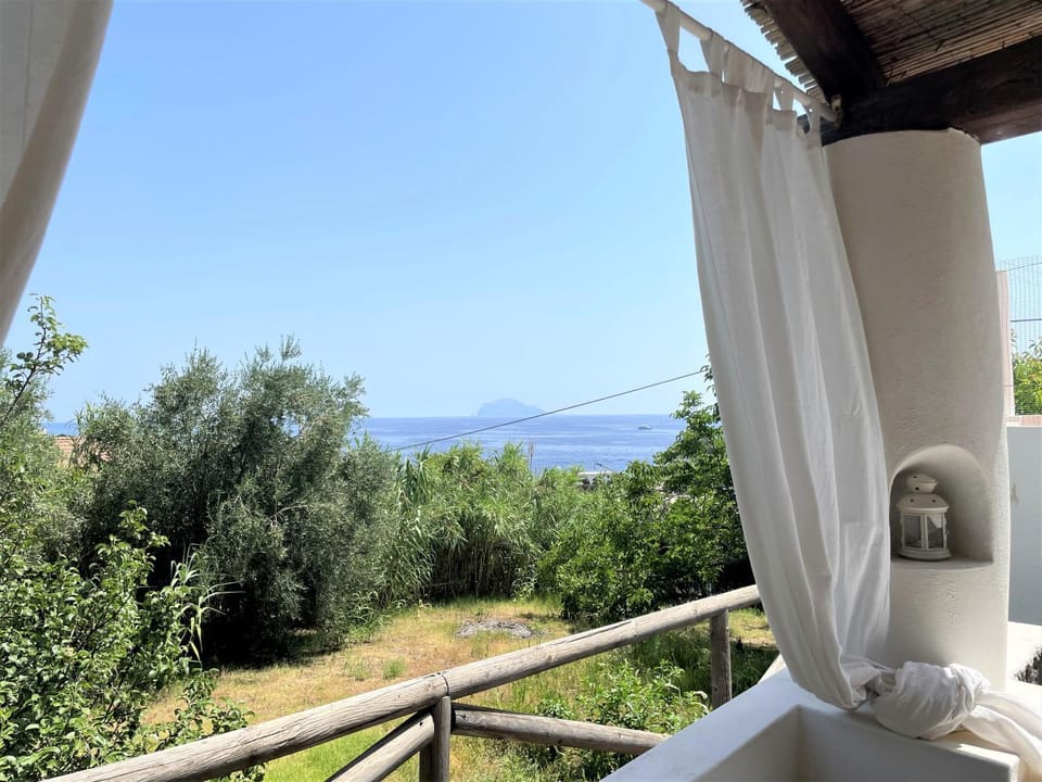 La Casa sul Porto di Santa Marina - Isole Eolie House in Sicily