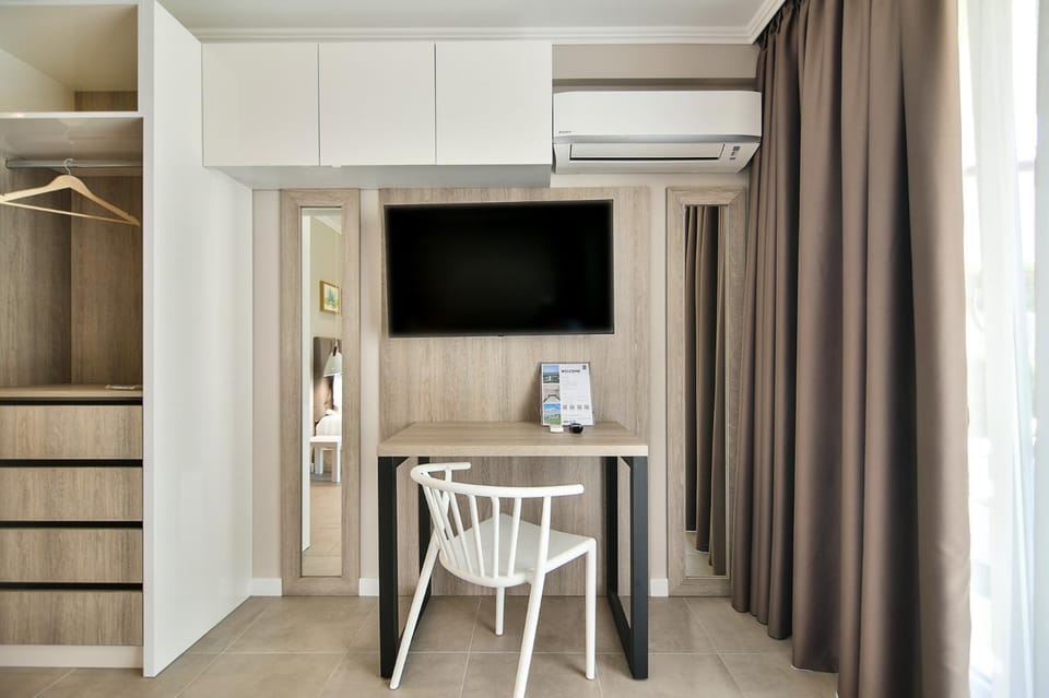 TV and multimedia, hair dresser, air conditioner