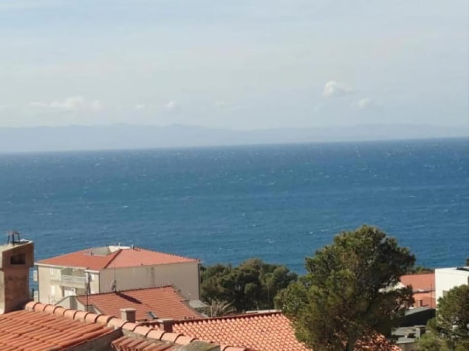 Day, Sea view