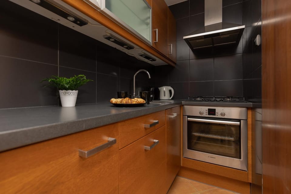 Kitchen or kitchenette, pet friendly, stove