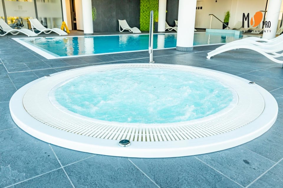 Hot Tub, Spa and wellness centre/facilities