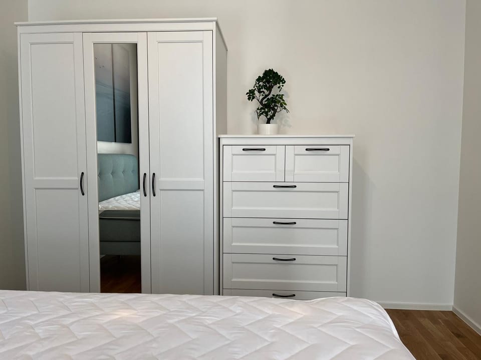 Bed, Bedroom, wardrobe