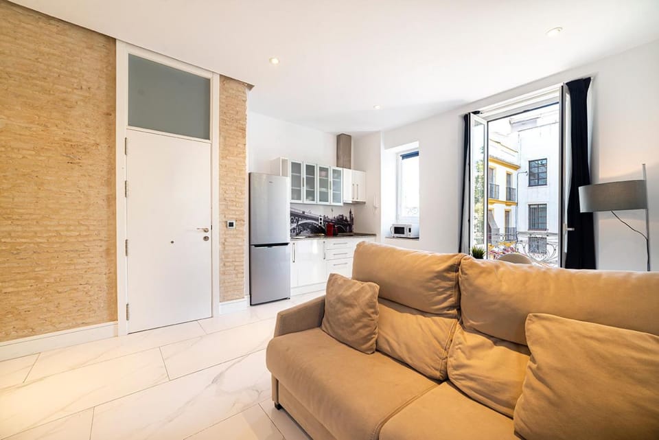 Kitchen or kitchenette, Living room