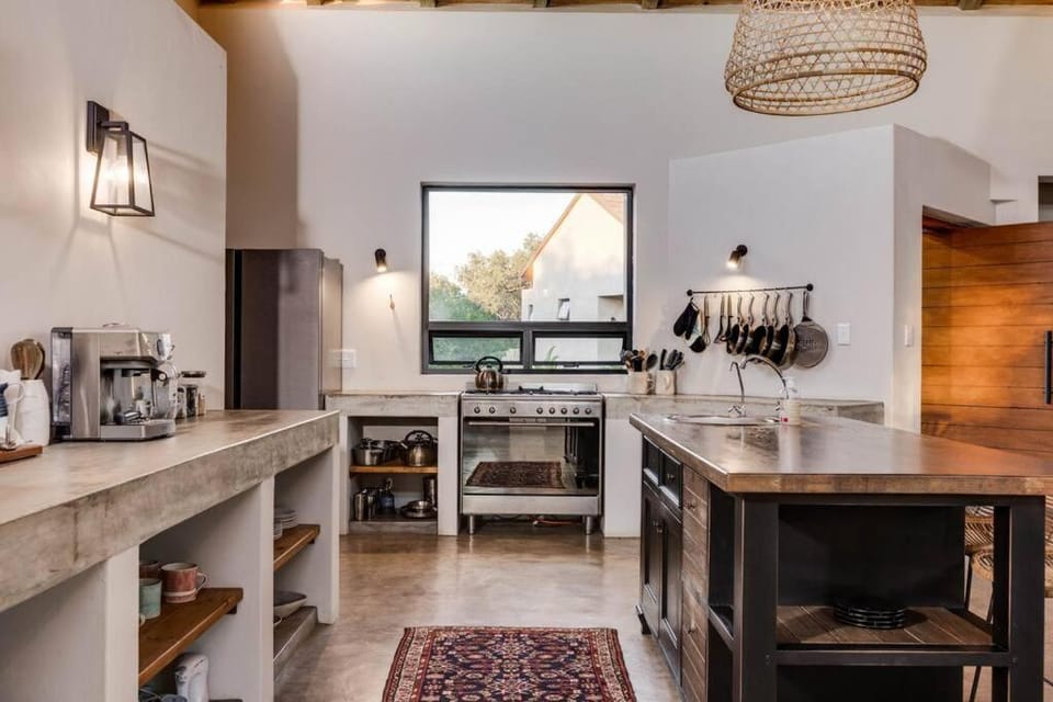 Coffee/tea facilities, Kitchen or kitchenette, Kitchen or kitchenette, minibar, toaster
