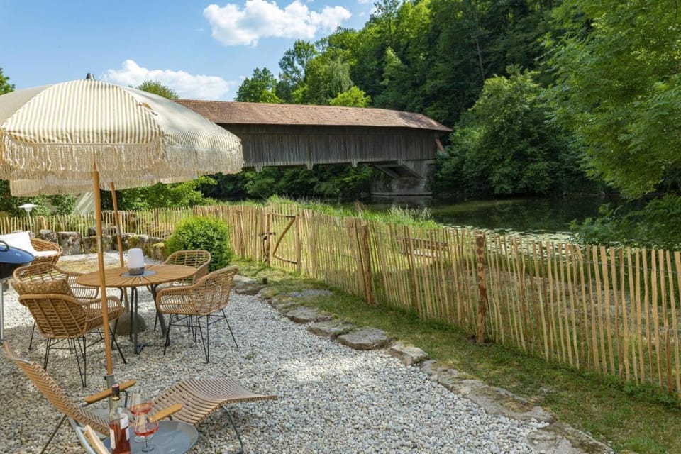 Ferienhaus Pure Jagst, Traum-Lage am Fluss mit Kaminzimmer und Infrarot-Wärmekabine House in Baden-Württemberg