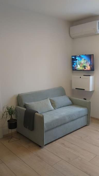 White brick Apartment Apartment in City of Zagreb