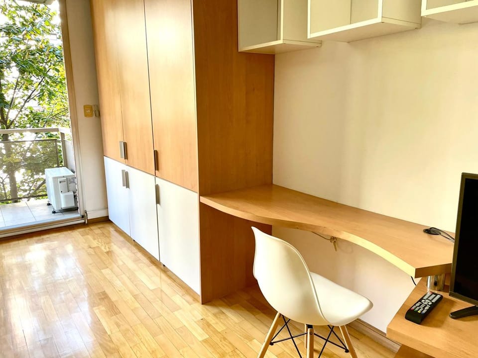 TV and multimedia, Balcony/Terrace, Living room, Seating area, Area and facilities, internet, locker, wardrobe, air conditioner