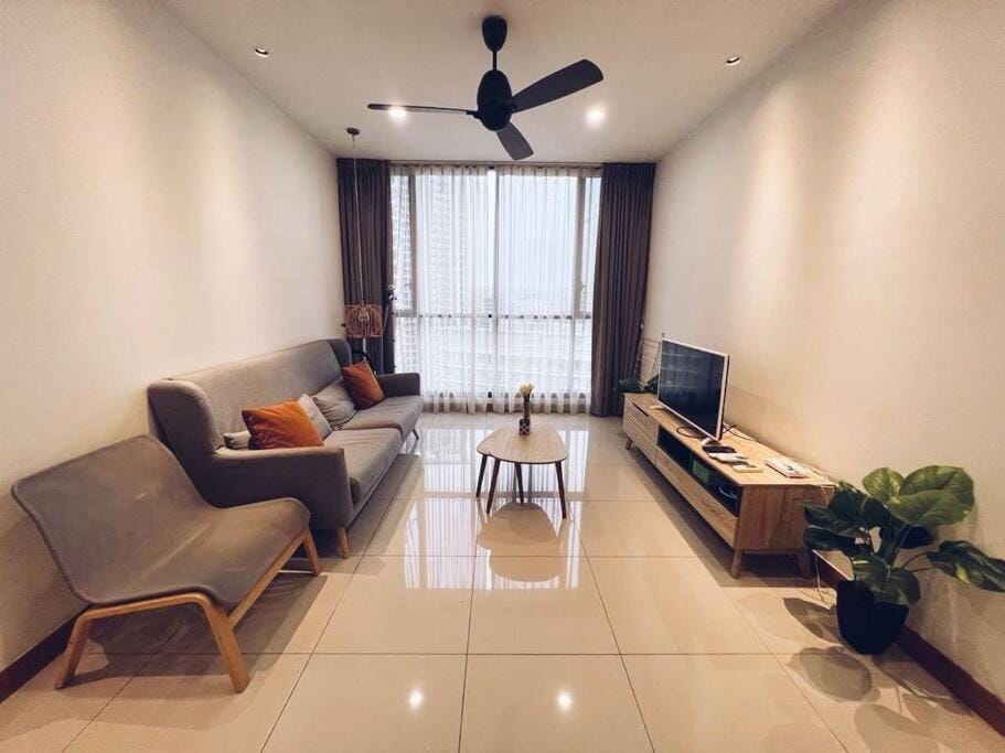 [PROMO]Connected train 2 Bedroom ABOVE MALL (22) Apartment in Petaling Jaya