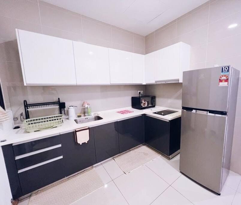 [PROMO]Connected train 2 Bedroom ABOVE MALL (22) Apartment in Petaling Jaya