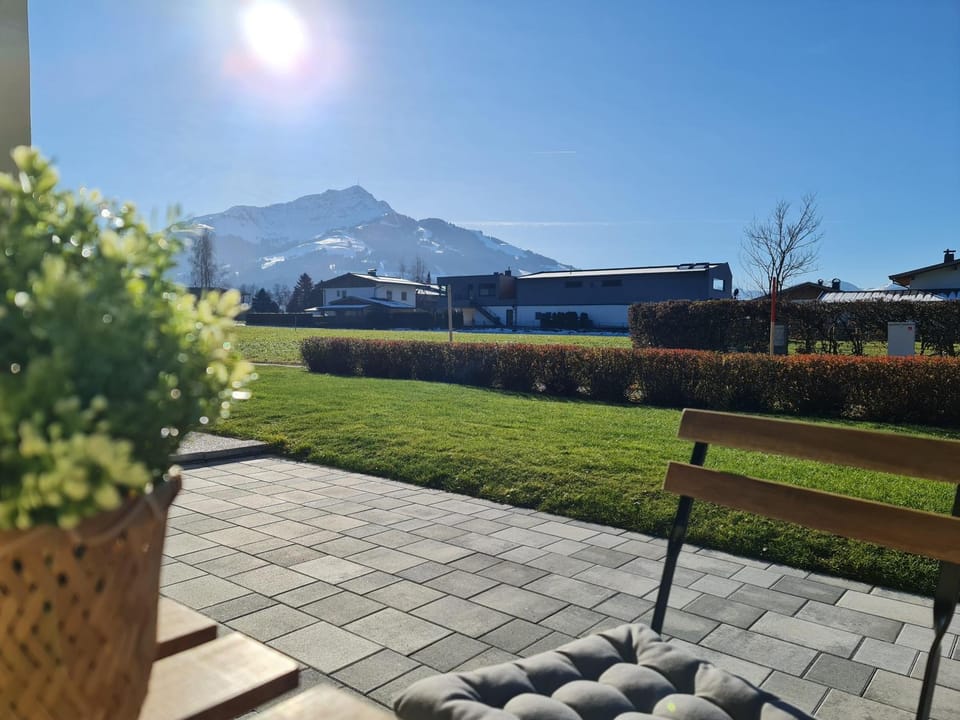 Day, Garden, Garden view, Mountain view