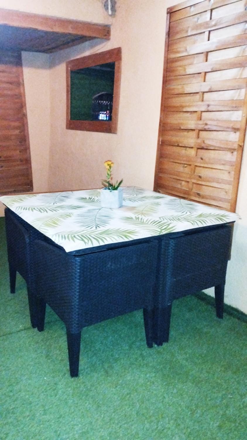 Studio - Terrasse - Parking - Calme Apartment in Fréjus
