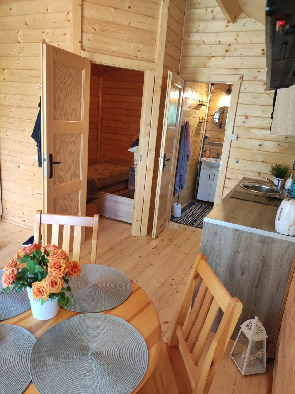 Communal lounge/ TV room, TV and multimedia, Kitchen or kitchenette, Living room, Seating area