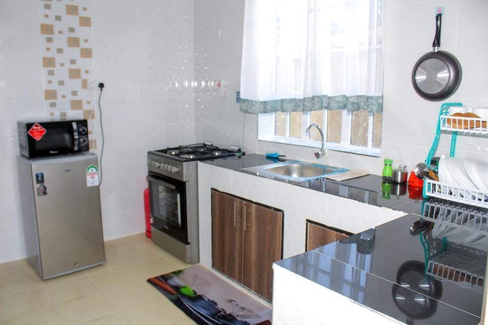 Royal Palms Executive 2& 1 bedrooms BNB Wote town Bed and Breakfast in Kenya