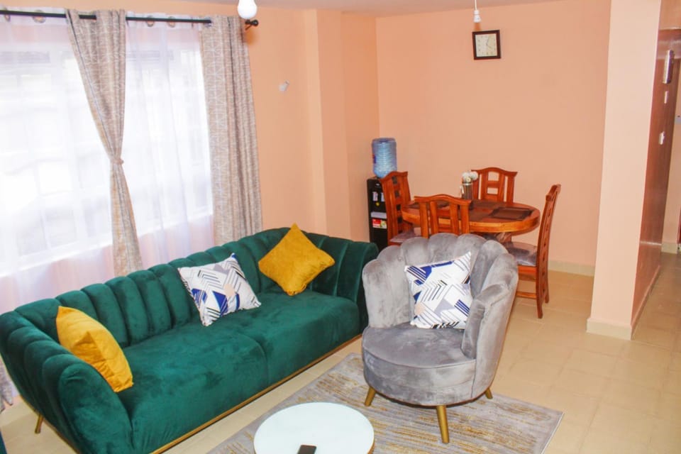 Royal Palms Executive 2& 1 bedrooms BNB Wote town Bed and Breakfast in Kenya