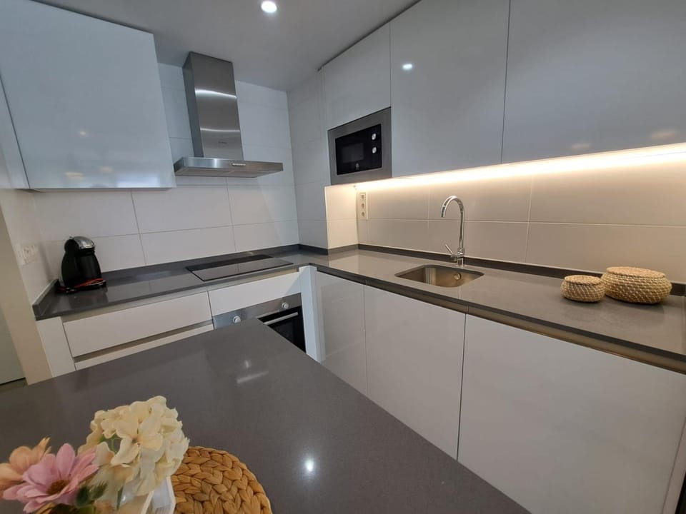 Kitchen or kitchenette, Living room