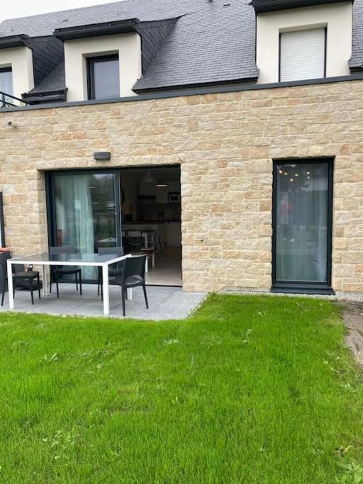 Garden, Balcony/Terrace