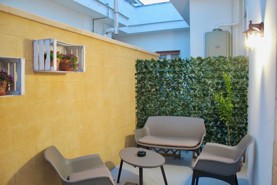 Balcony/Terrace, Seating area, Inner courtyard view