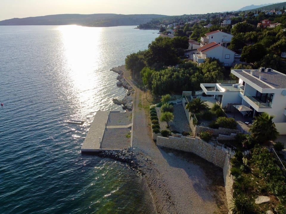 Property building, Bird's eye view